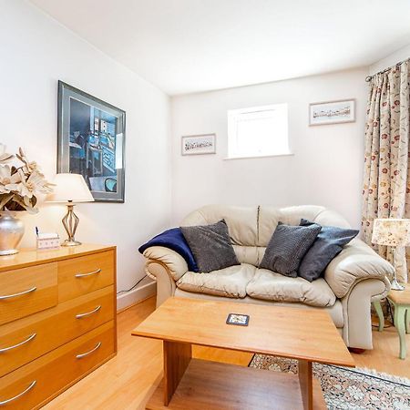 Pass The Keys Delightful Apartment Close To River In Se16 London Luaran gambar