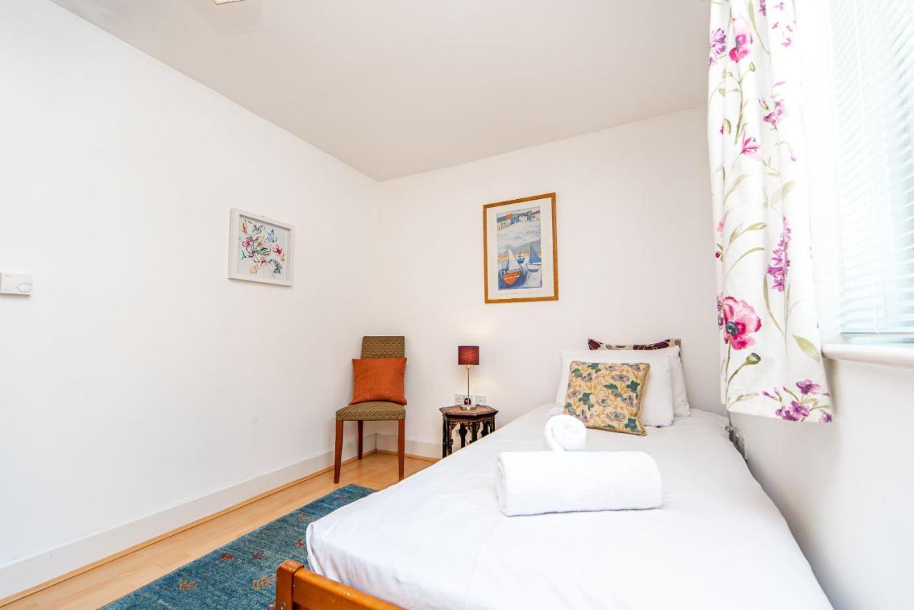 Pass The Keys Delightful Apartment Close To River In Se16 London Luaran gambar